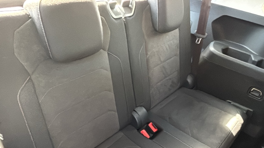 Volkswagen Tiguan Allspace Suv #17