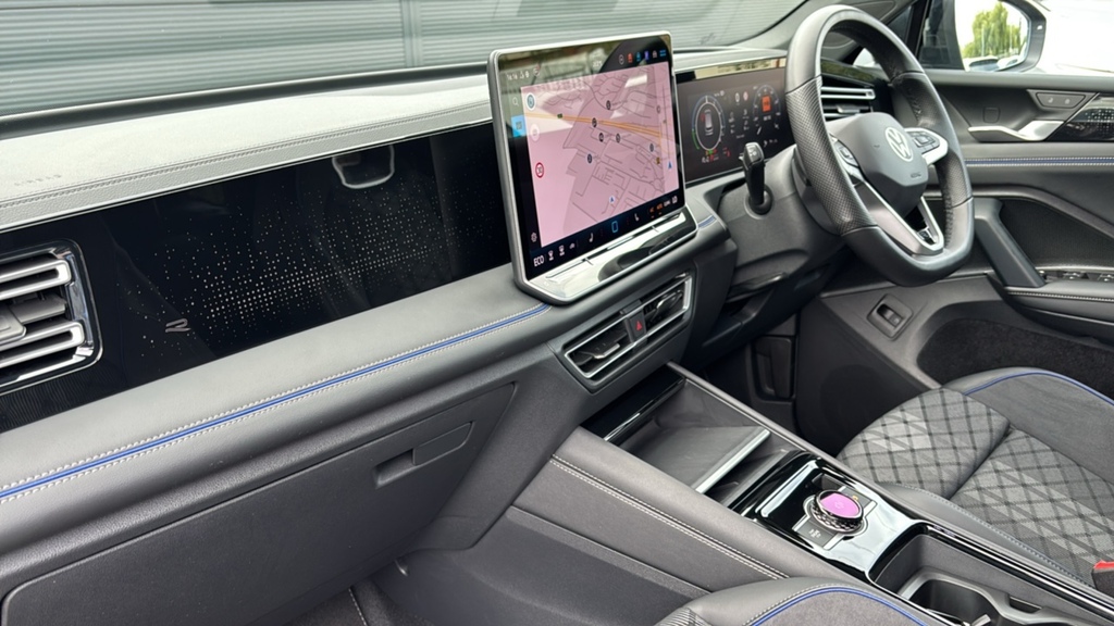 Volkswagen Tiguan 1.5 Tsi 272 Ehybrid R-line Dsg 272 Ps Grey #2