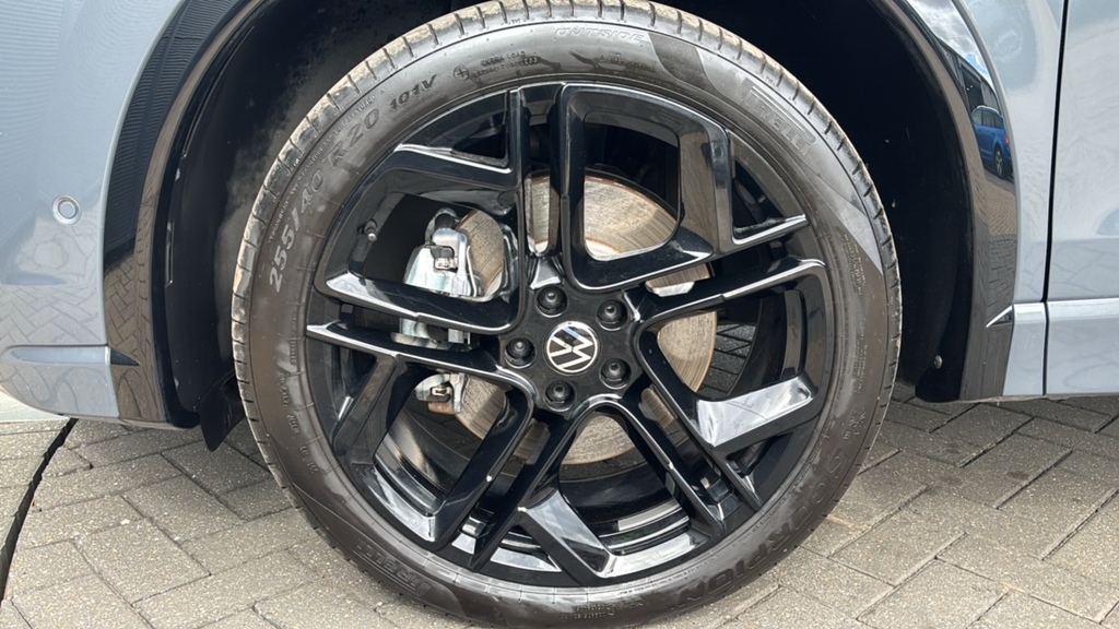 Volkswagen Tiguan 1.5 Tsi 272 Ehybrid R-line Dsg 272 Ps Grey #5