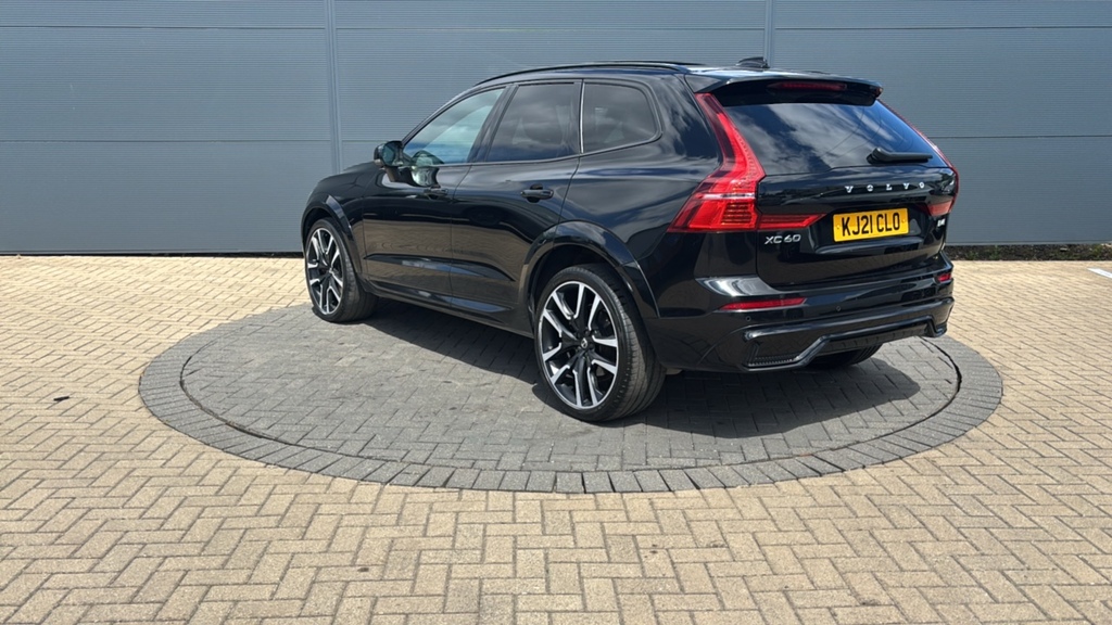 Volvo XC60 2.0 B4d R Design Pro Awd Geartronic 197 Ps Black #3
