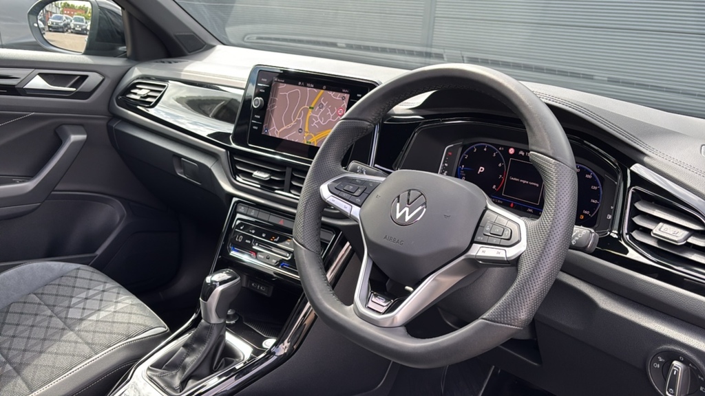 Volkswagen T-Roc 1.5 Tsi Black Edition Plus Dsg 150 Ps Black #6