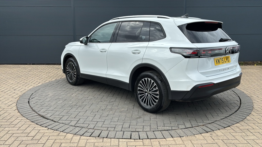 Volkswagen Tiguan 1.5 Etsi 150 Match Dsg 150 Ps White #3