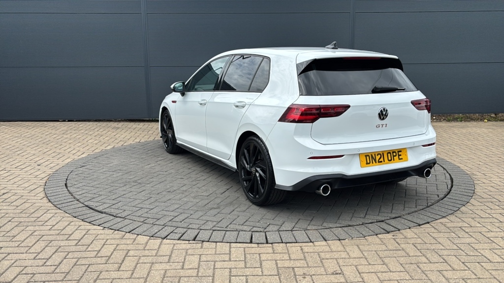 Volkswagen Golf 2.0 Tsi Gti Dsg 245 Ps White #3
