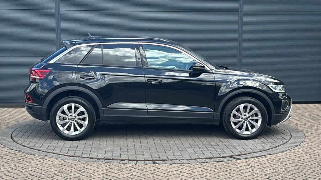 Volkswagen T-Roc 1.5 Tsi Match 0 Ps Black #4
