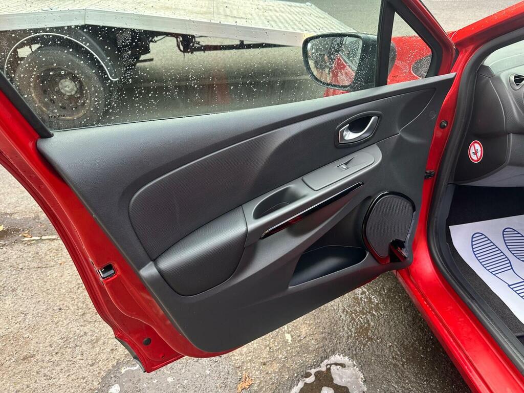 Renault Clio 1.2 16V Play Hatchback Euro 6 7 Red #45