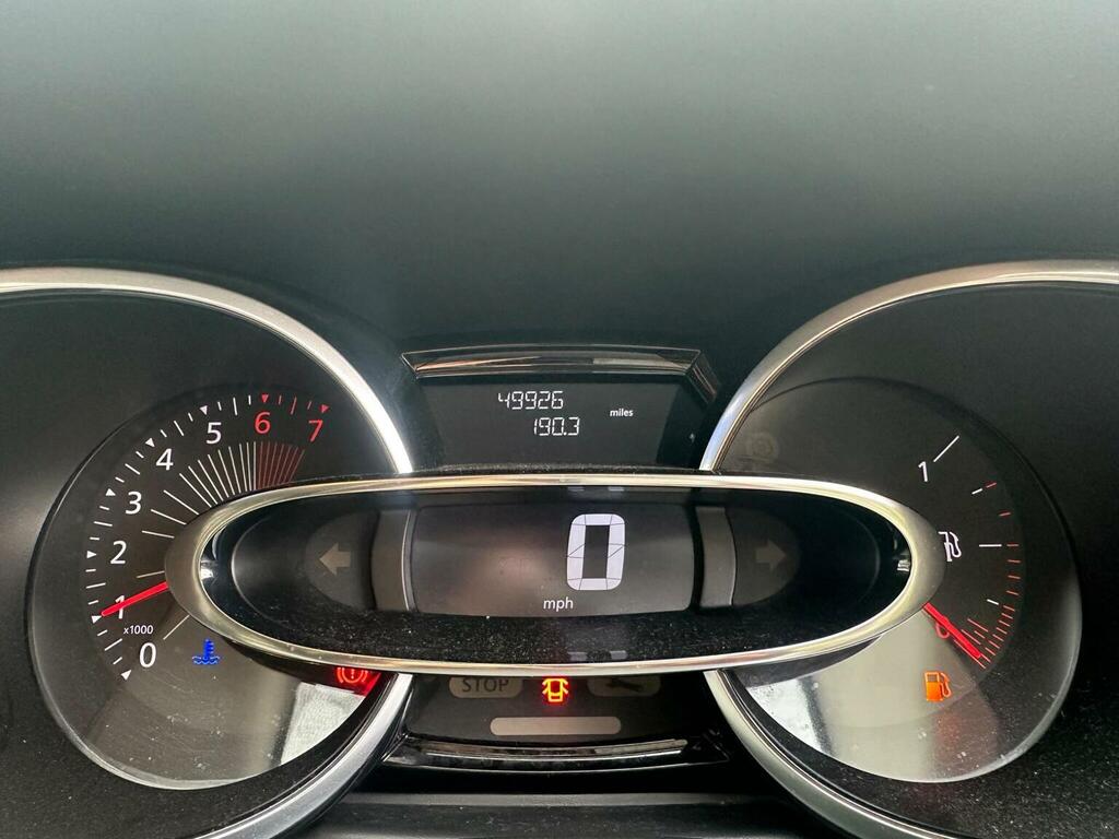 Renault Clio 1.2 16V Play Hatchback Euro 6 7 Red #24