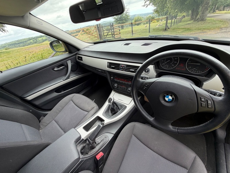 BMW 3 Series Saloon 2.0 318D Se Euro 5 200959 Grey #11