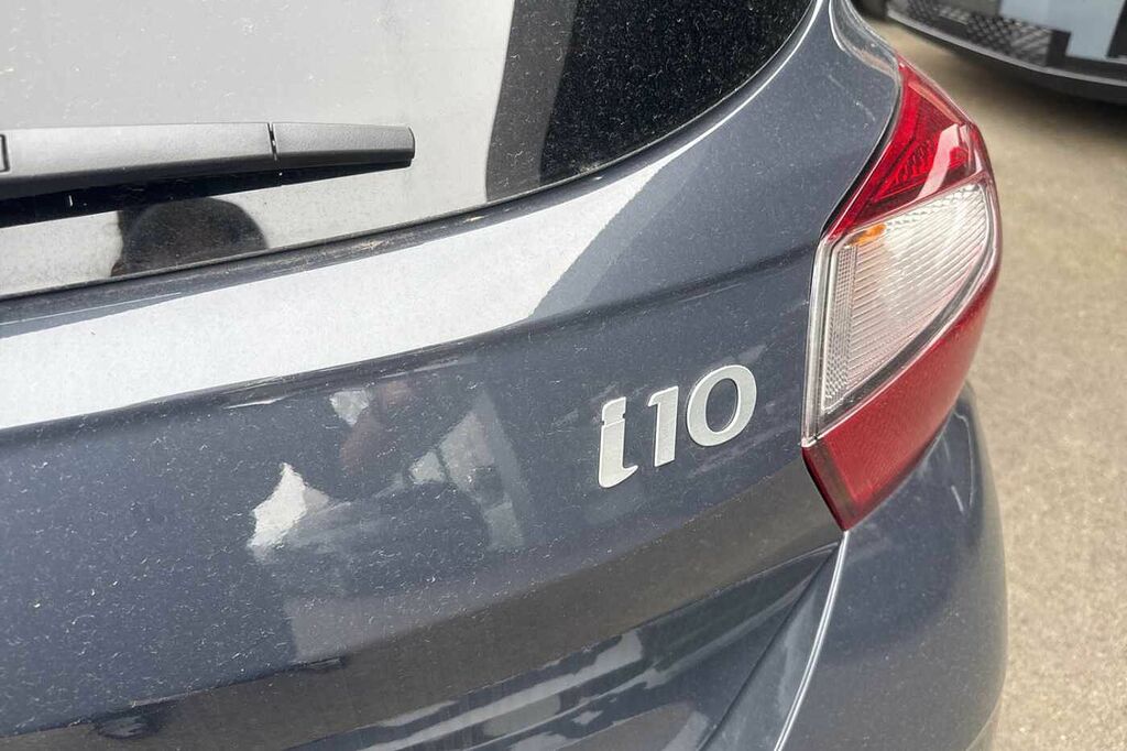 Hyundai I10 1.2 Premium Euro 6 Ss Grey #32