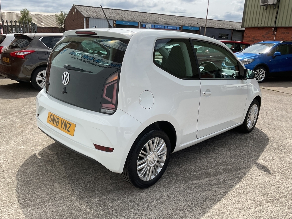 Volkswagen Up Hatchback 1.0 Move Up White #5