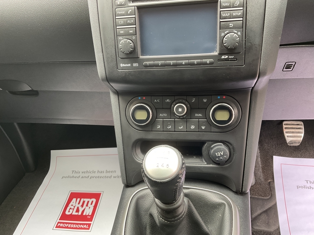Nissan Qashqai+2 N-tec Black #13