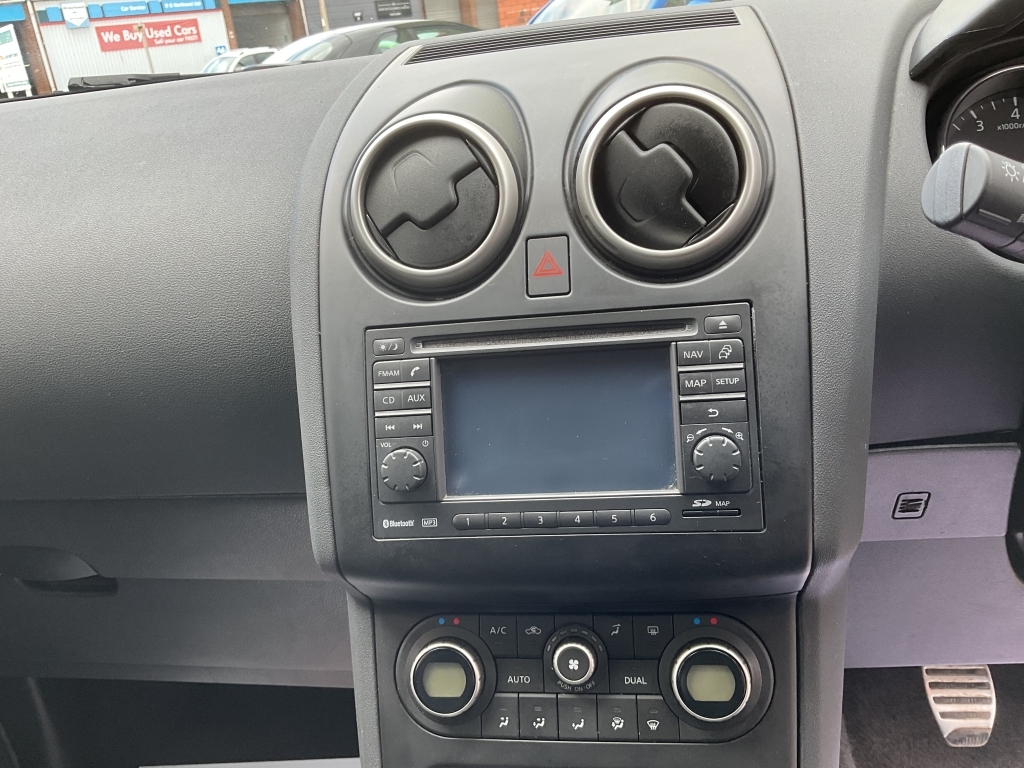 Nissan Qashqai+2 N-tec Black #12
