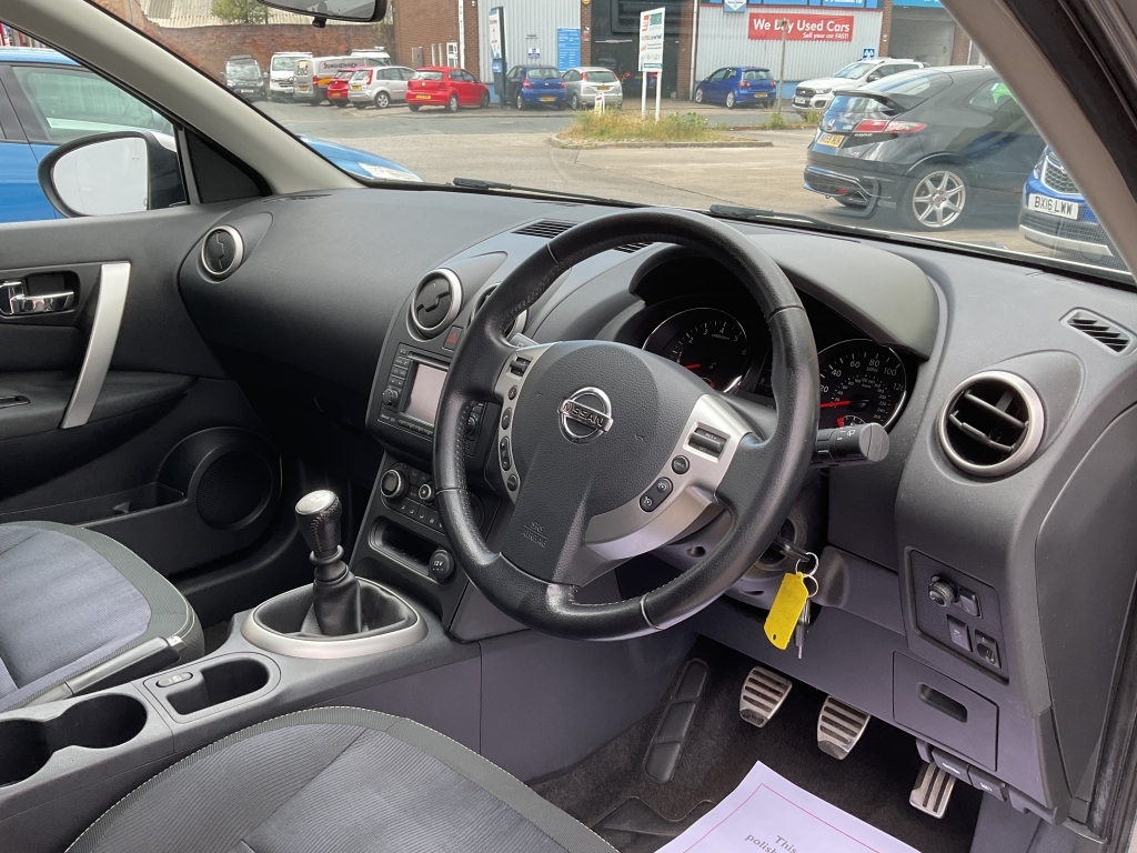 Nissan Qashqai+2 N-tec Black #9