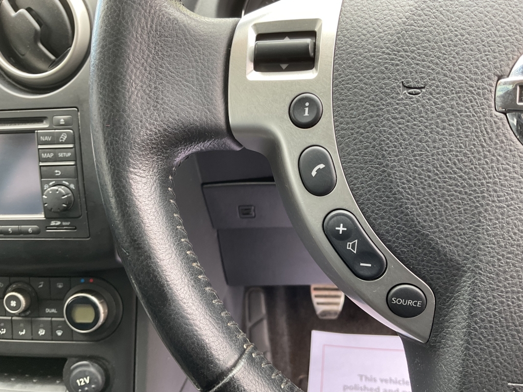 Nissan Qashqai+2 N-tec Black #15