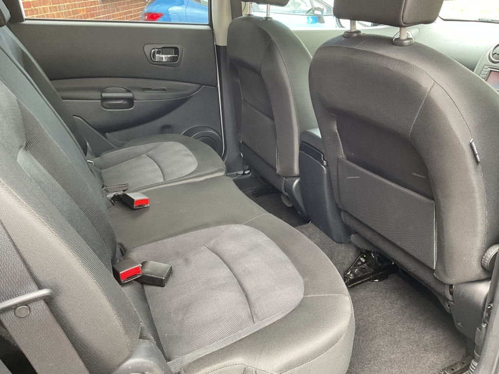 Nissan Qashqai+2 N-tec Black #20