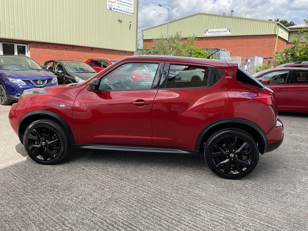 Nissan Juke Hatchback 1.6 N-tec Red #4