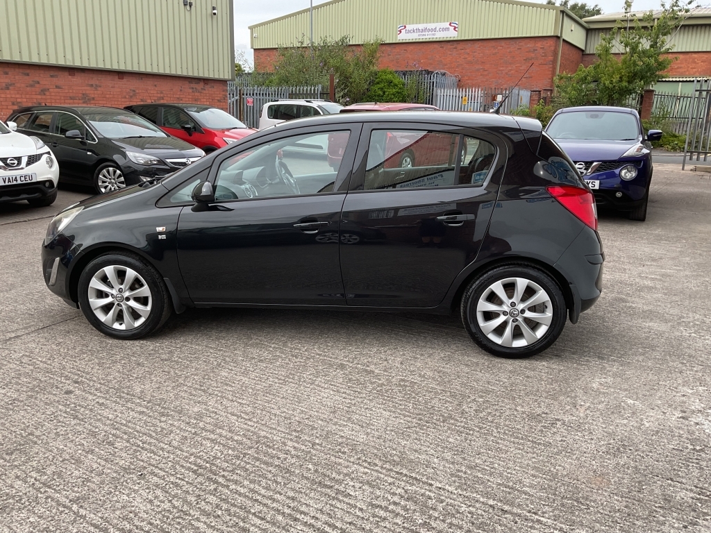 Vauxhall Corsa Hatchback 1.2 Excite Black #3