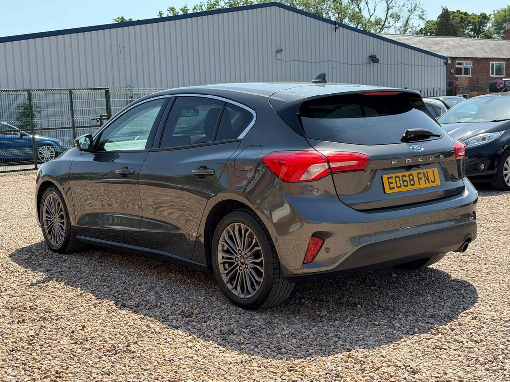 Ford Focus Hatchback 1.0T Ecoboost Titanium X Euro 6 Ss EO68FNJ Grey #5
