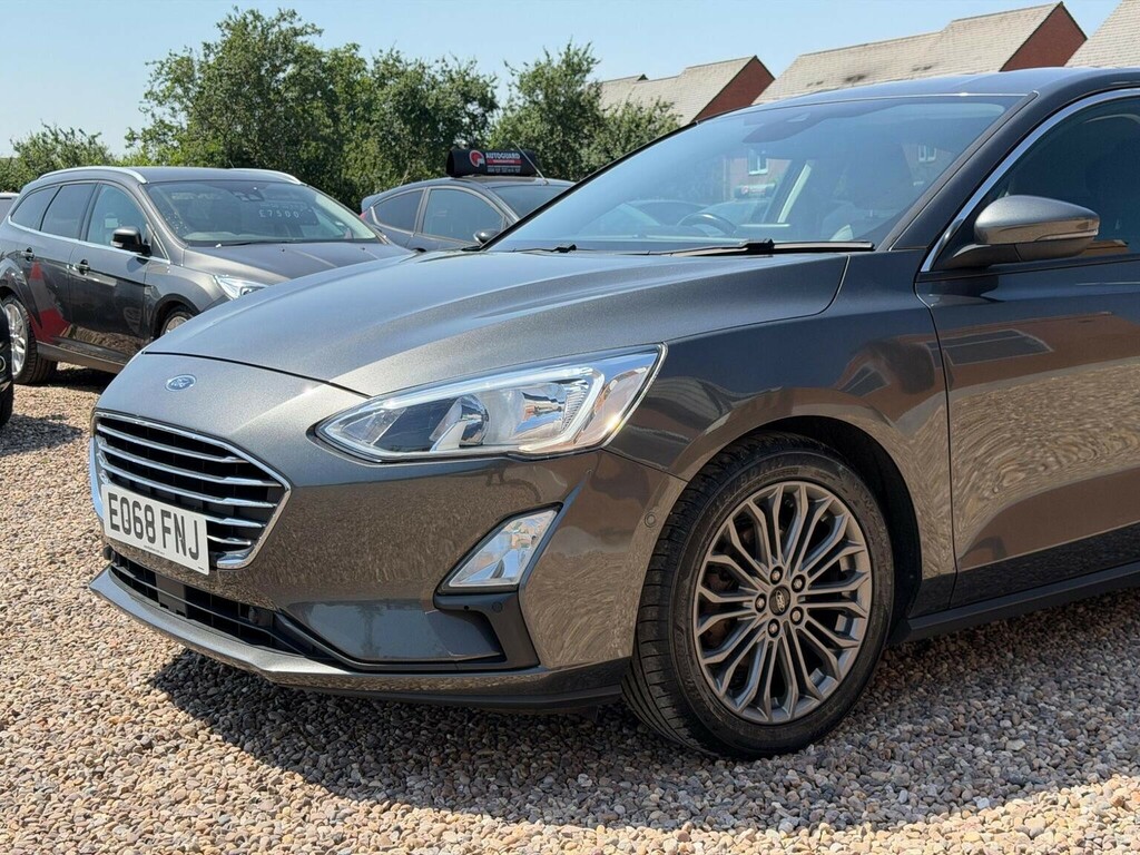 Ford Focus Hatchback 1.0T Ecoboost Titanium X Euro 6 Ss EO68FNJ Grey #4