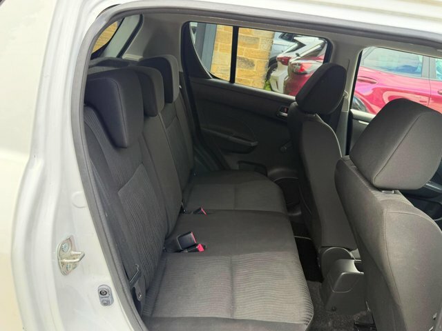 Suzuki Swift Sz2 35 Taxpsensorsisofix Silver #14