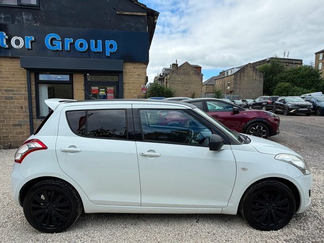 Suzuki Swift Hatchback White #4