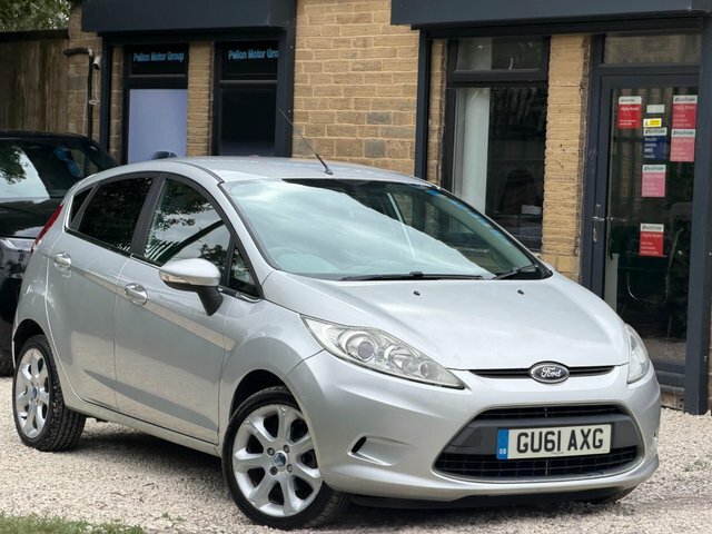 Ford Fiesta Hatchback Silver #3