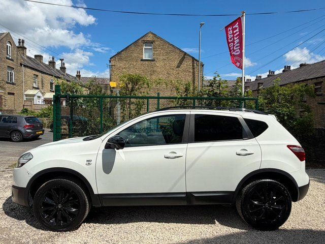 Nissan Qashqai 1.6I 117 Bhp Acenta Red #8