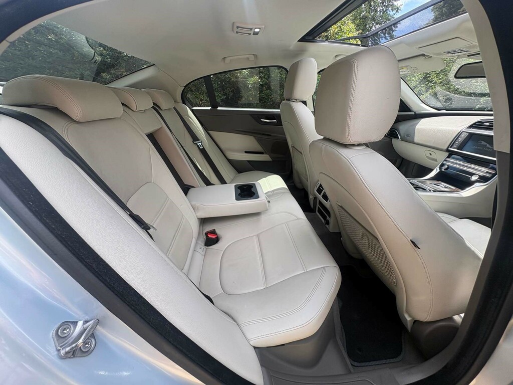 Jaguar XE 2.0D R-sport Euro 6 Ss Brown #18