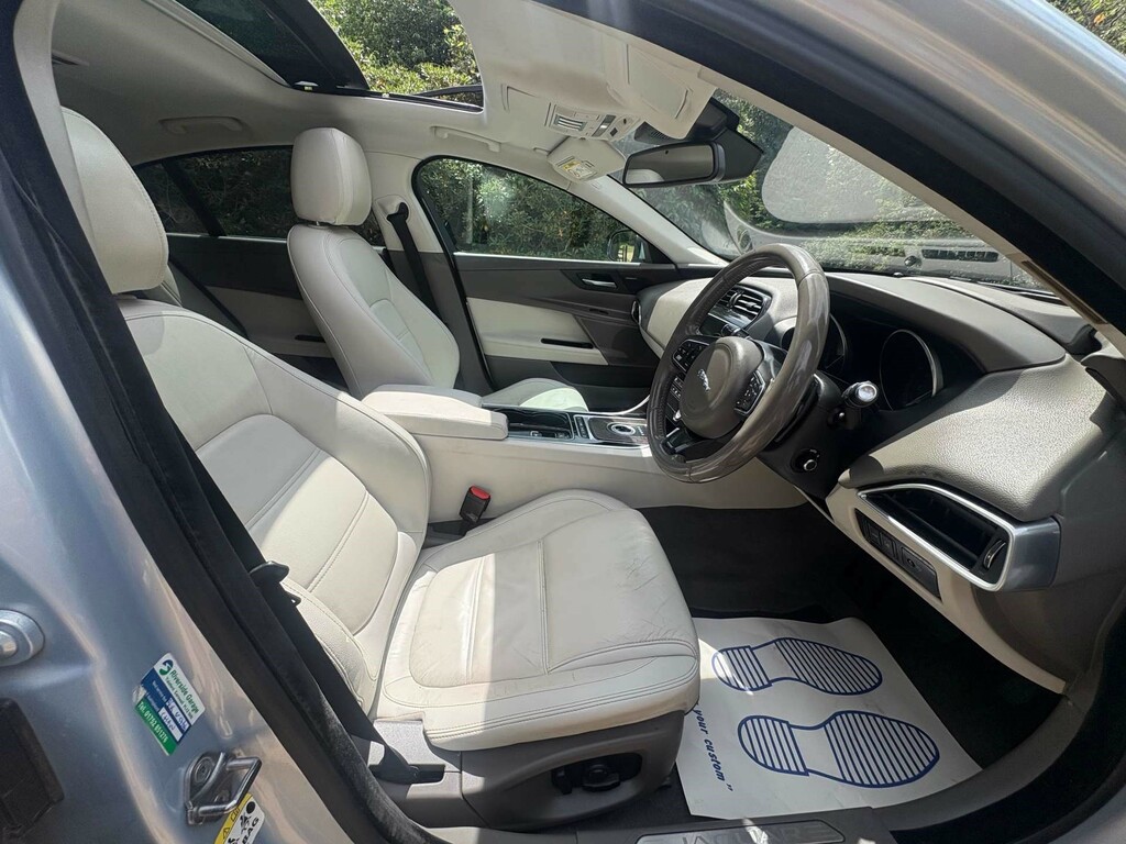 Jaguar XE 2.0D R-sport Euro 6 Ss Brown #17