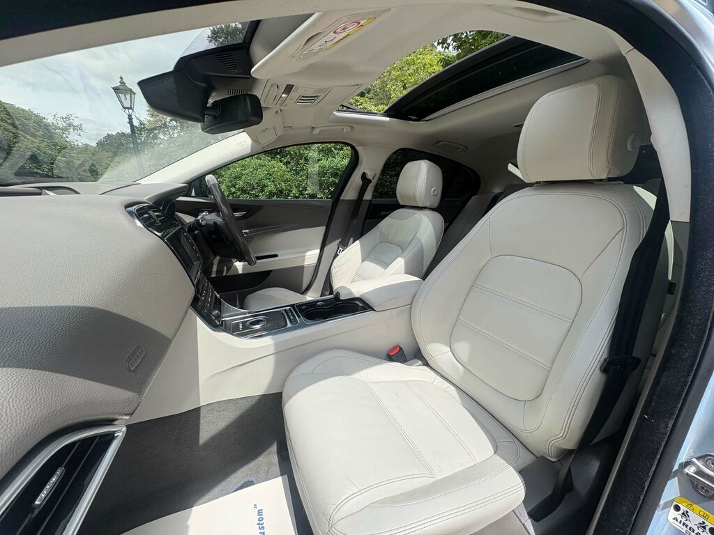 Jaguar XE 2.0D R-sport Euro 6 Ss Brown #44