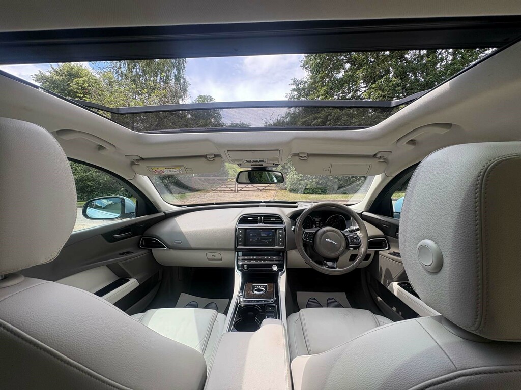 Jaguar XE 2.0D R-sport Euro 6 Ss Brown #48