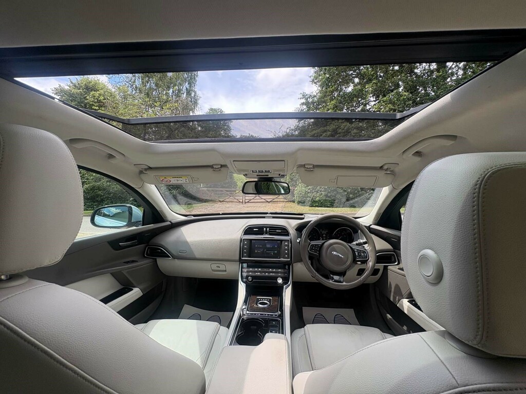 Jaguar XE 2.0D R-sport Euro 6 Ss Brown #41