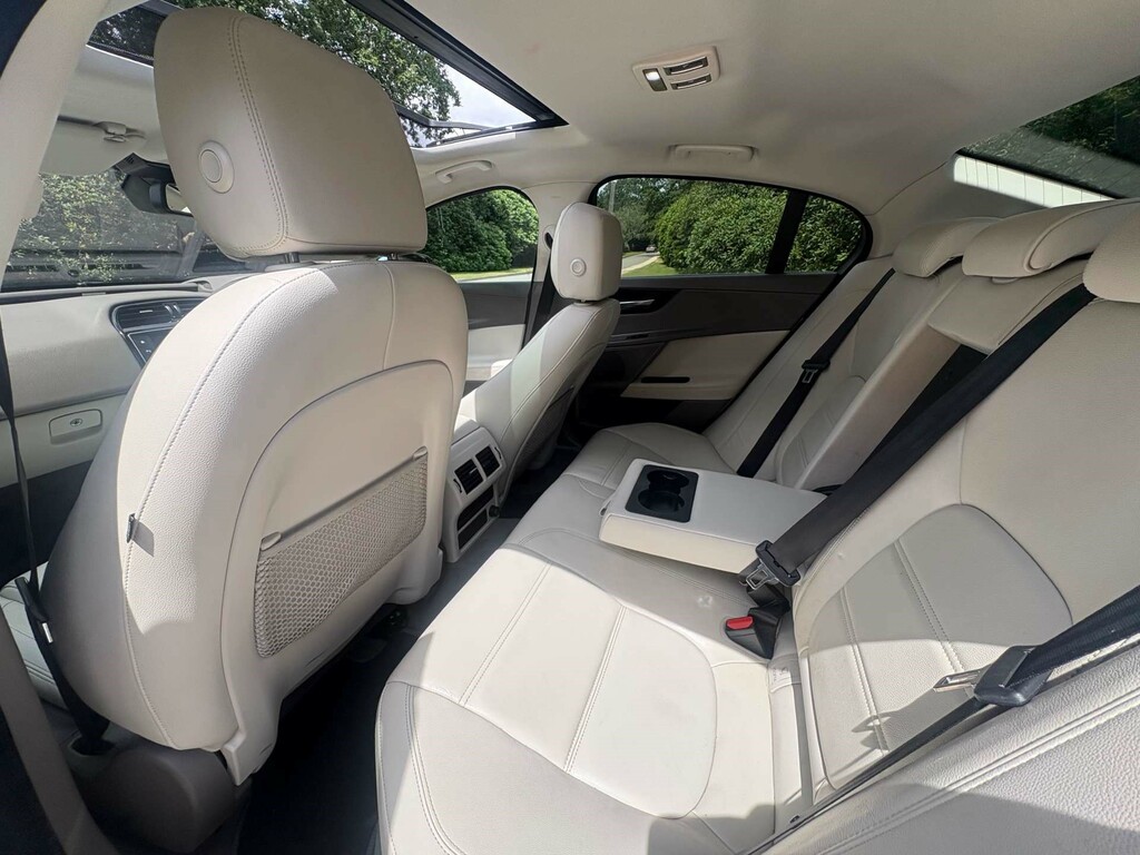 Jaguar XE 2.0D R-sport Euro 6 Ss Brown #21