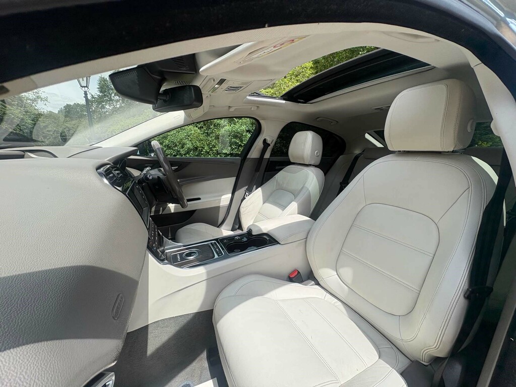 Jaguar XE 2.0D R-sport Euro 6 Ss Brown #15
