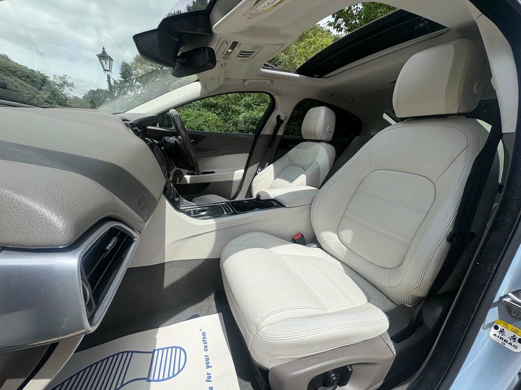 Jaguar XE 2.0D R-sport Euro 6 Ss Brown #16