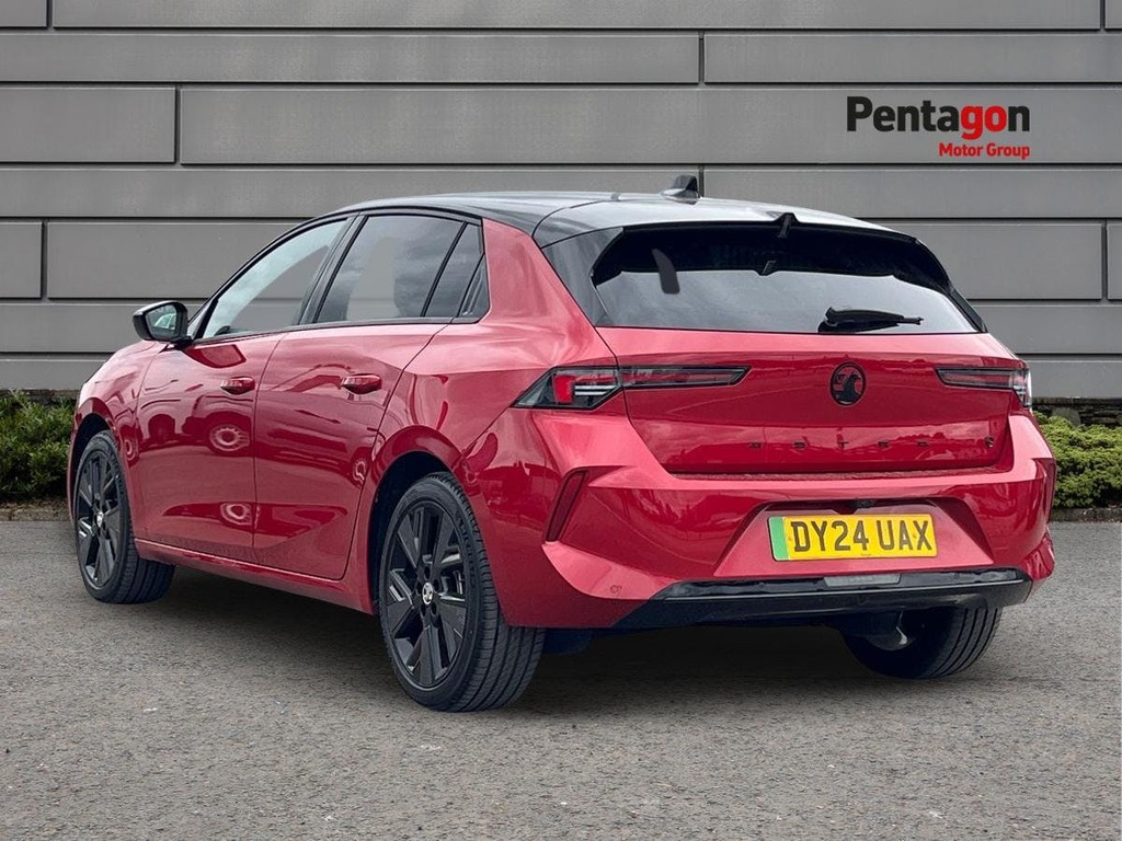 Vauxhall Astra 54Kwh Gs Hatchback 156 Ps Red #2