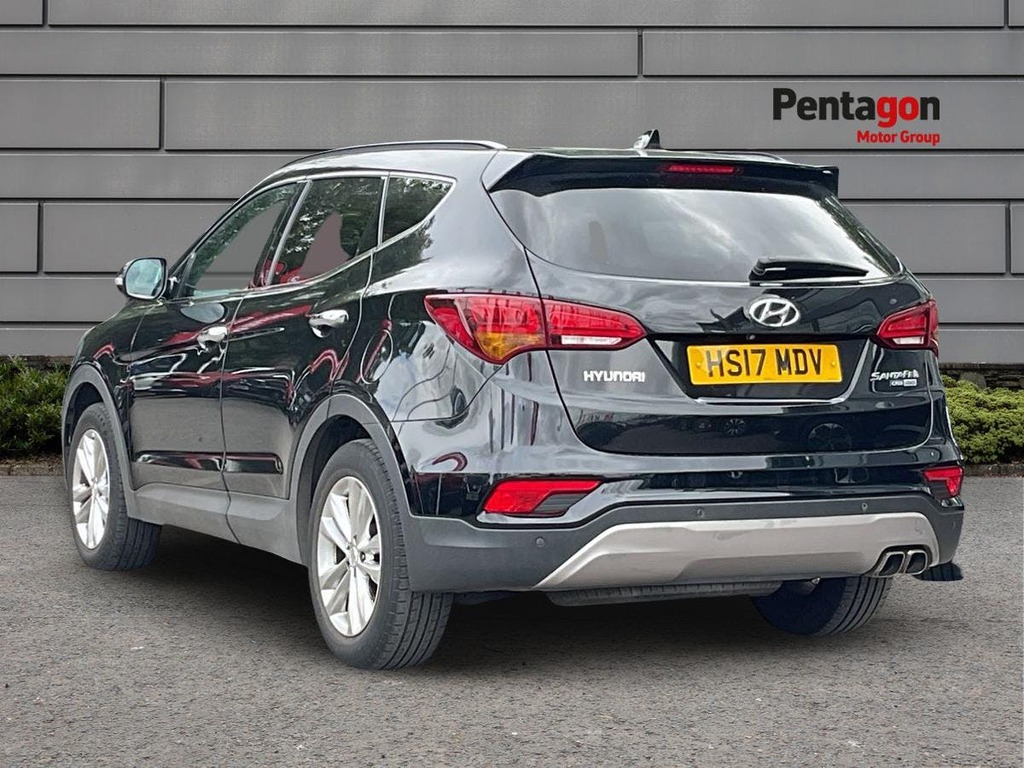 Hyundai Santa Fe 2.2 Crdi Blue Drive Premium Suv Black #2