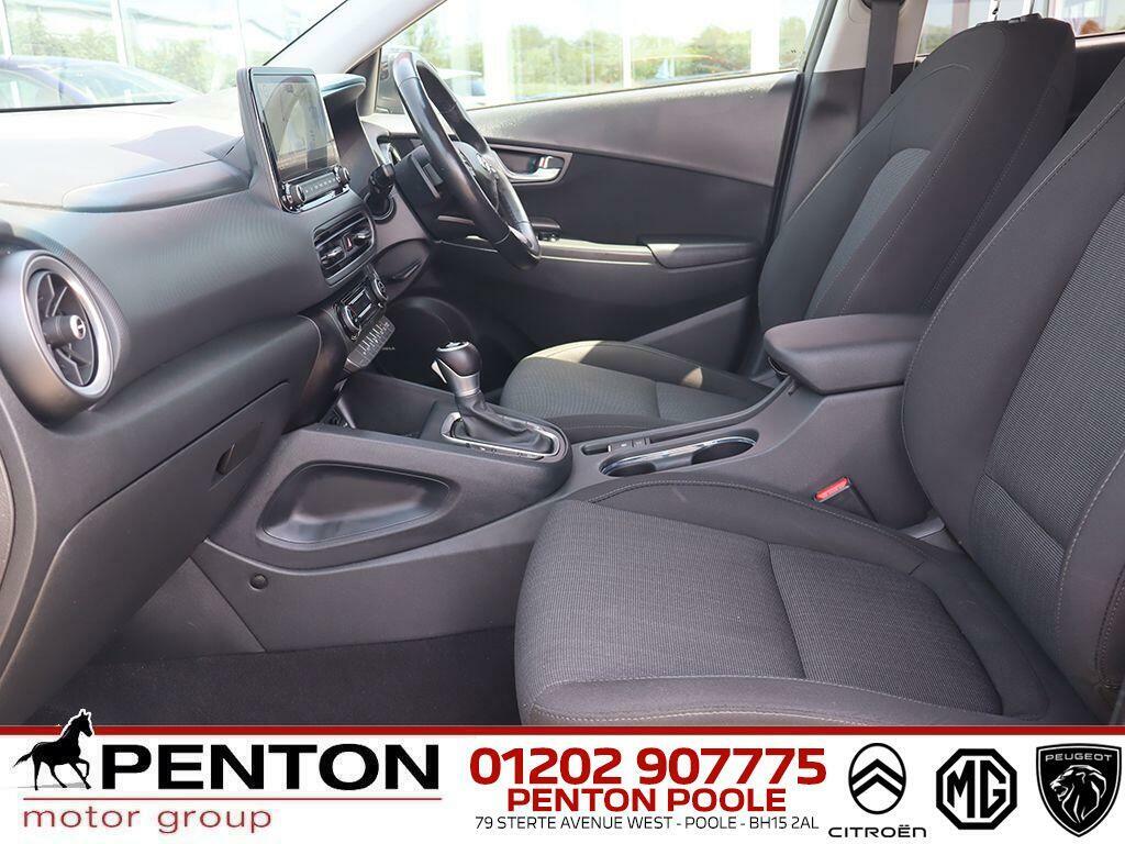 Hyundai Kona 1.6 H-gdi Premium Dct Euro 6 Ss Black #4