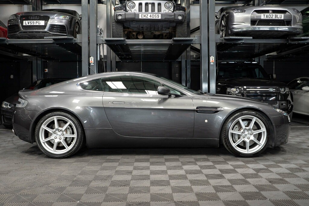 Aston Martin Vantage Coupe 4.3 V86 Speed Paired With That Wonde Silver #8