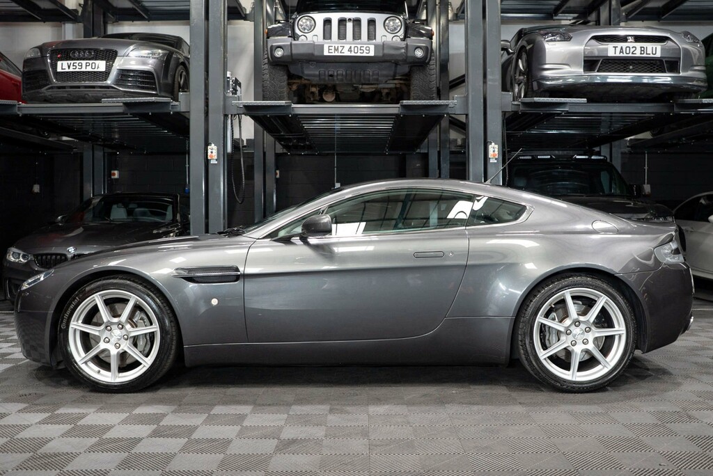 Aston Martin Vantage Coupe 4.3 V86 Speed Paired With That Wonde Silver #9