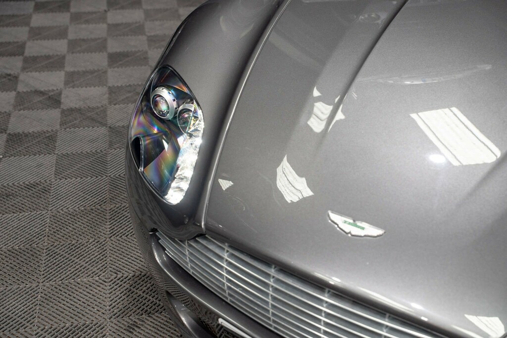 Aston Martin Vantage Coupe 4.3 V86 Speed Paired With That Wonde Silver #15
