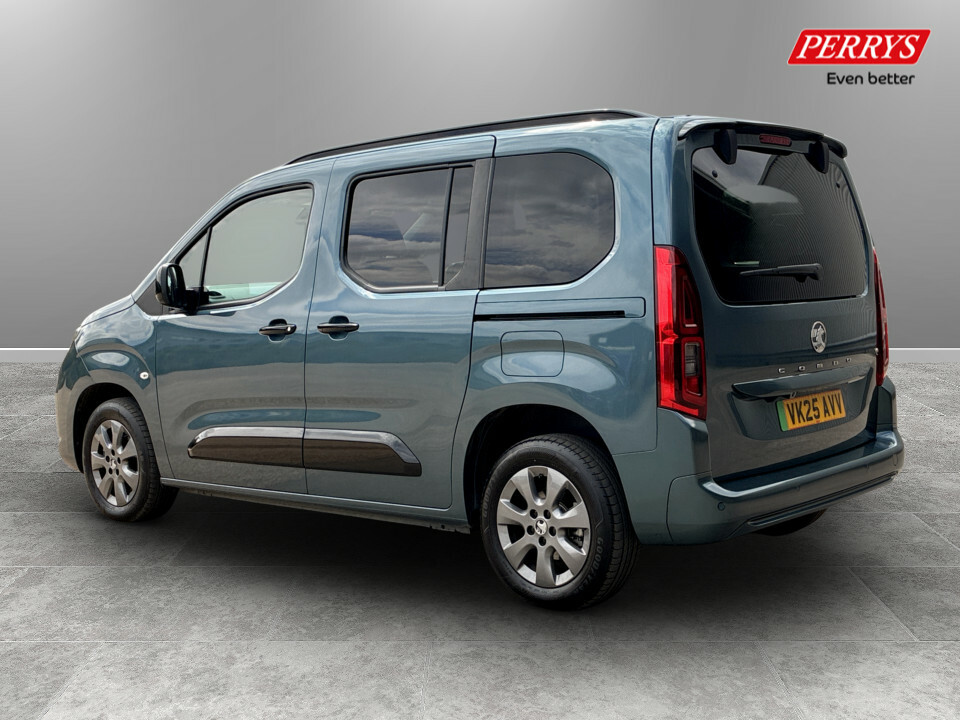 Vauxhall Combo-e Life 100Kw Ultimate 52Kwh Blue #5