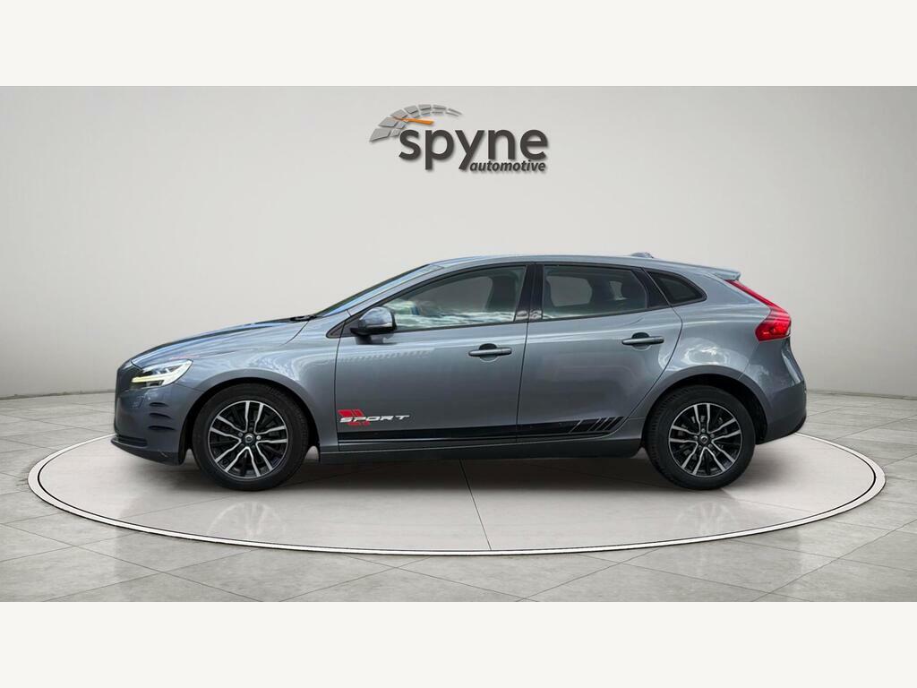 Volvo V40 2.0 D2 Momentum Euro 6 S S Grey #5
