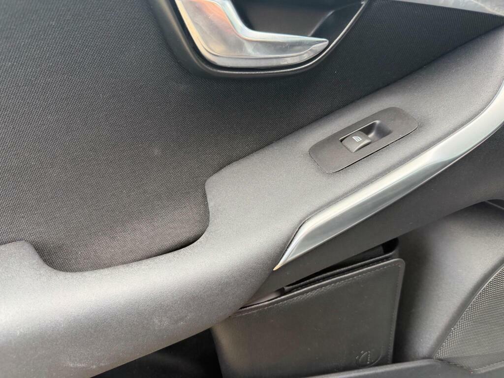 Volvo V40 2.0 T2 Momentum Euro 6 Ss Grey #36