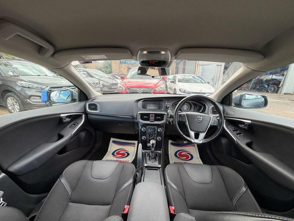 Volvo V40 2.0 T2 Momentum Euro 6 Ss Grey #10