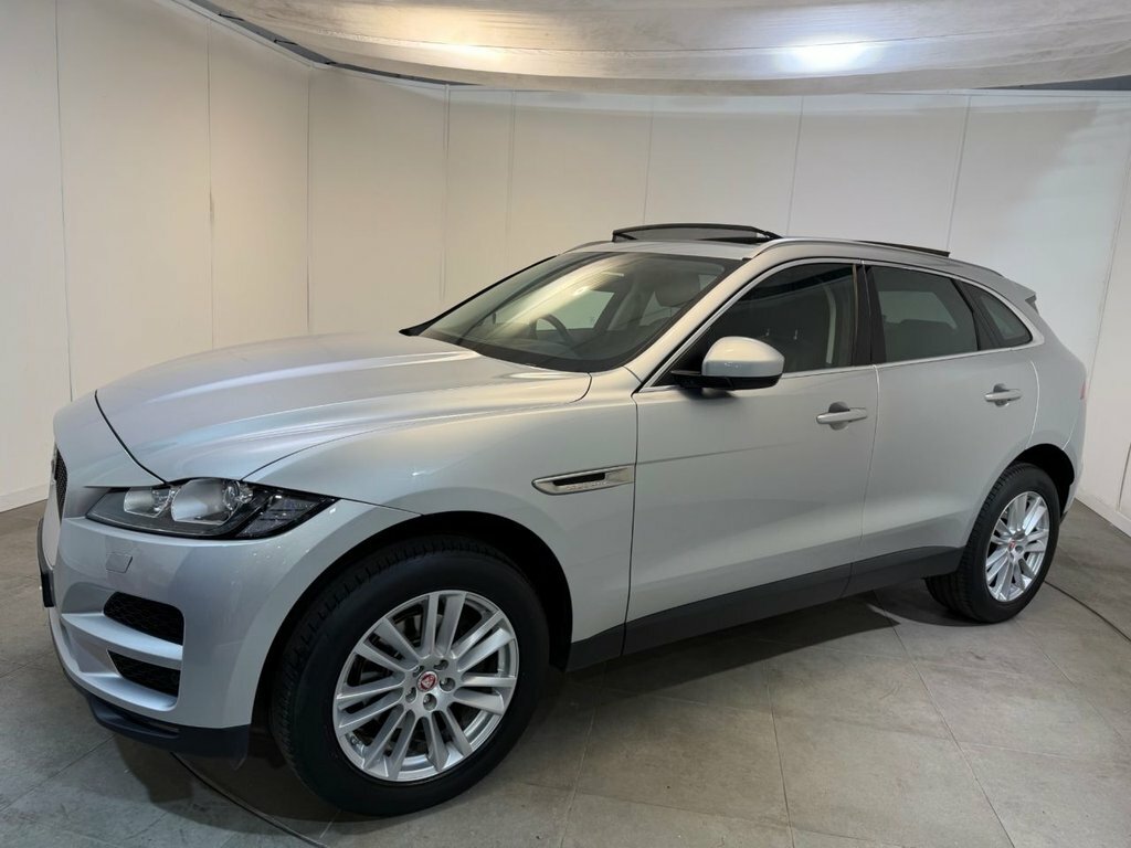 Jaguar F-Pace 2L Portfolio Silver #6