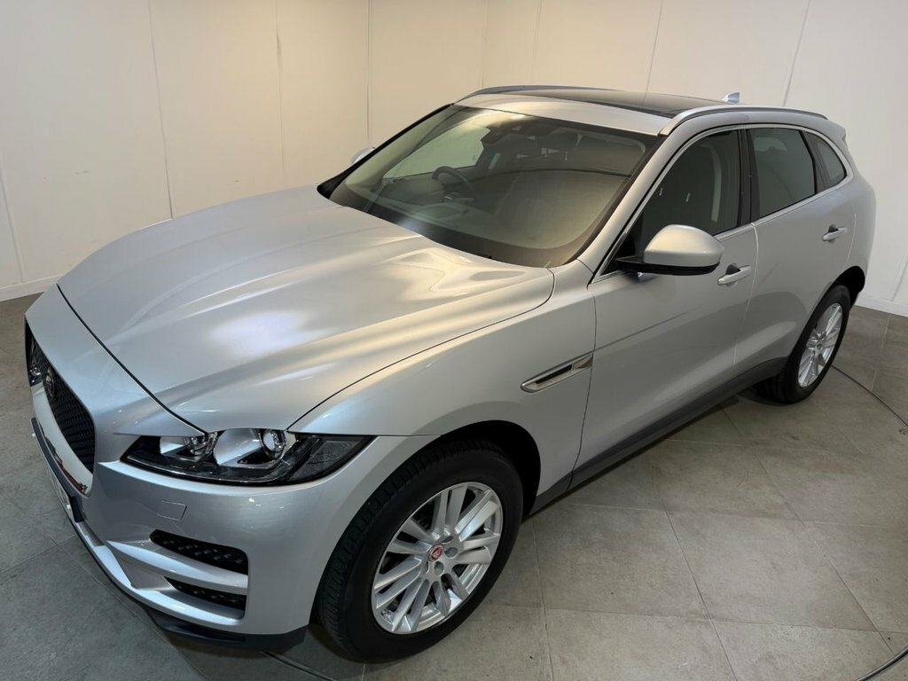 Jaguar F-Pace 2L Portfolio Silver #5