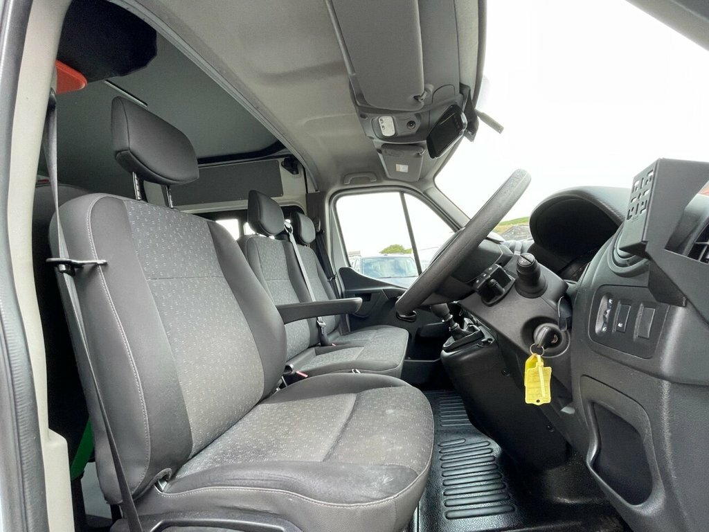 Vauxhall Movano Mpv White #5