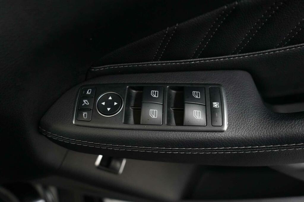 Mercedes-Benz GLE Class Gle 250 D 4Matic Amg Line Premium Red #22