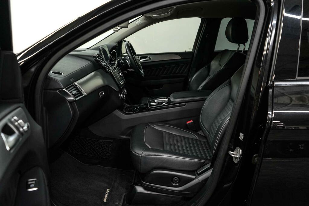 Mercedes-Benz GLE Class Gle 250 D 4Matic Amg Line Premium Red #15