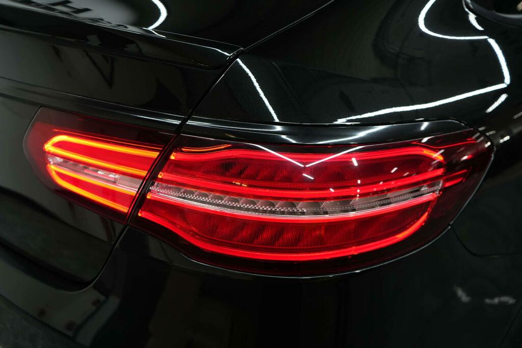 Mercedes-Benz GLE Class Gle 250 D 4Matic Amg Line Premium Red #41